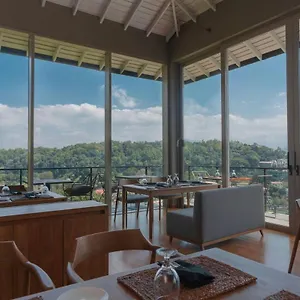 4* Hotel Rivora Heights
