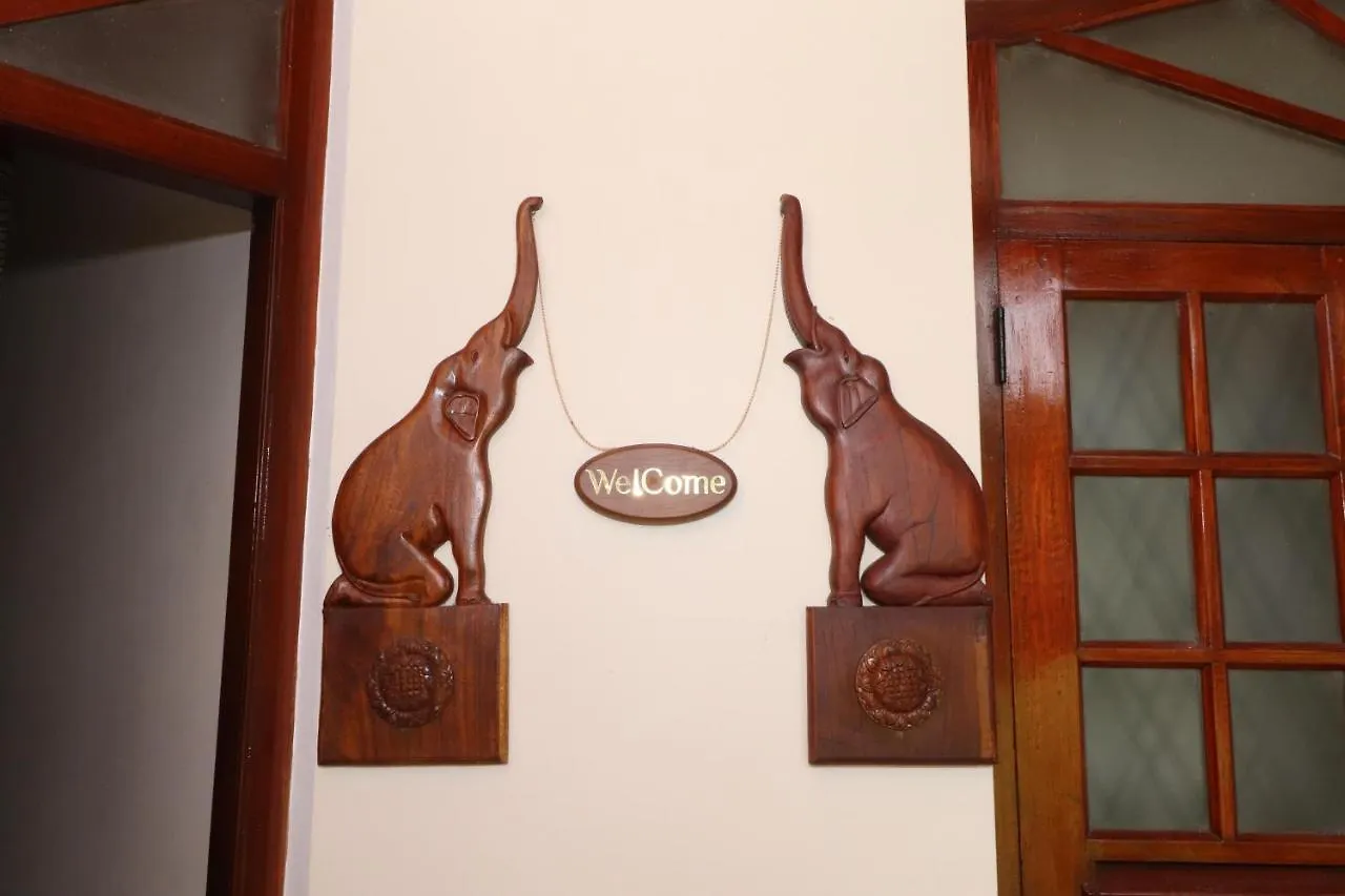 Yoho Granary Homestay 康提 3*,  斯里兰卡