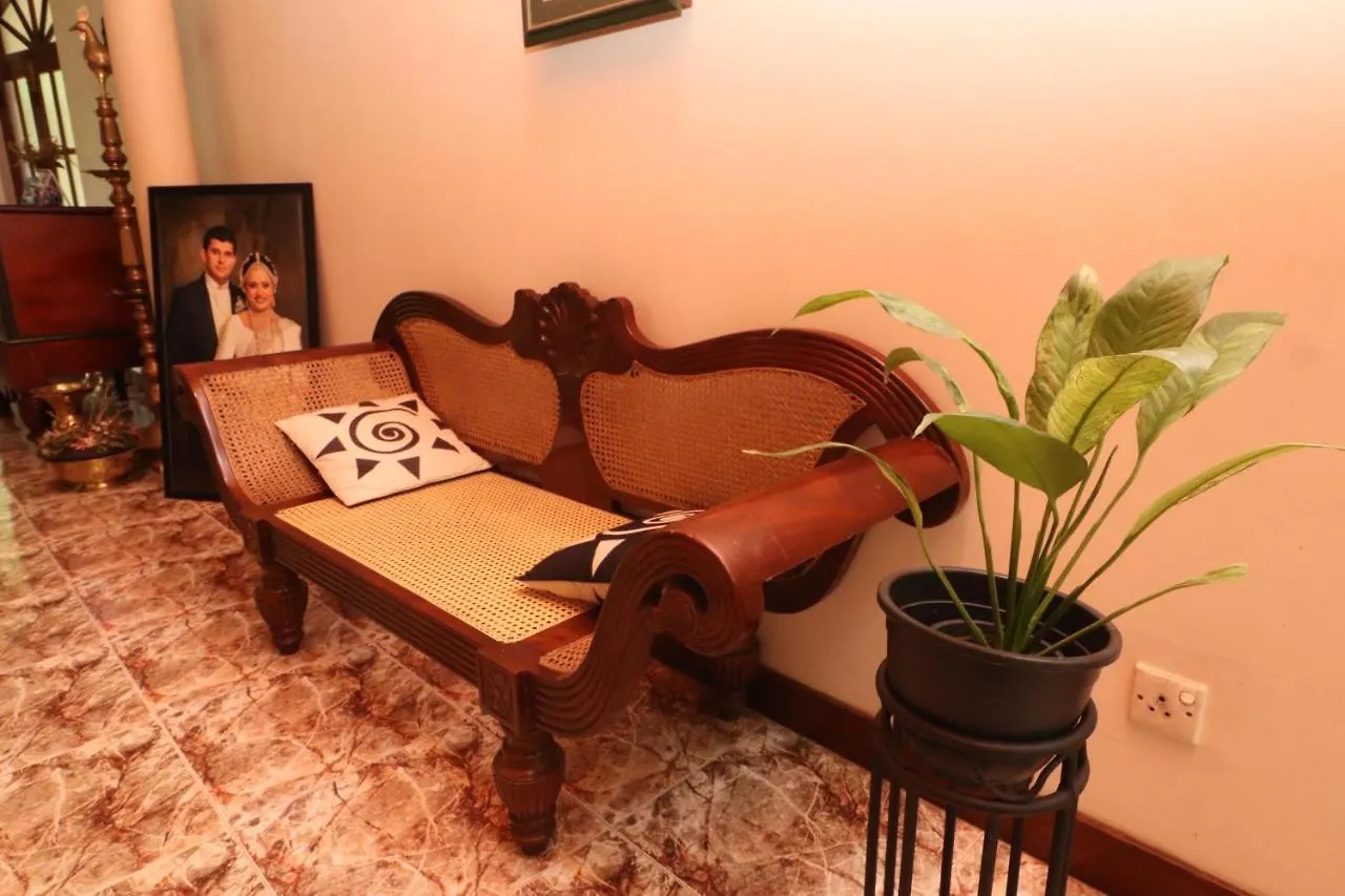 Yoho Granary Homestay 康提 斯里兰卡